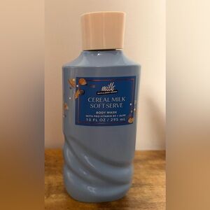 Bath & Body Works Cereal Milk Soft Serve Body Wash